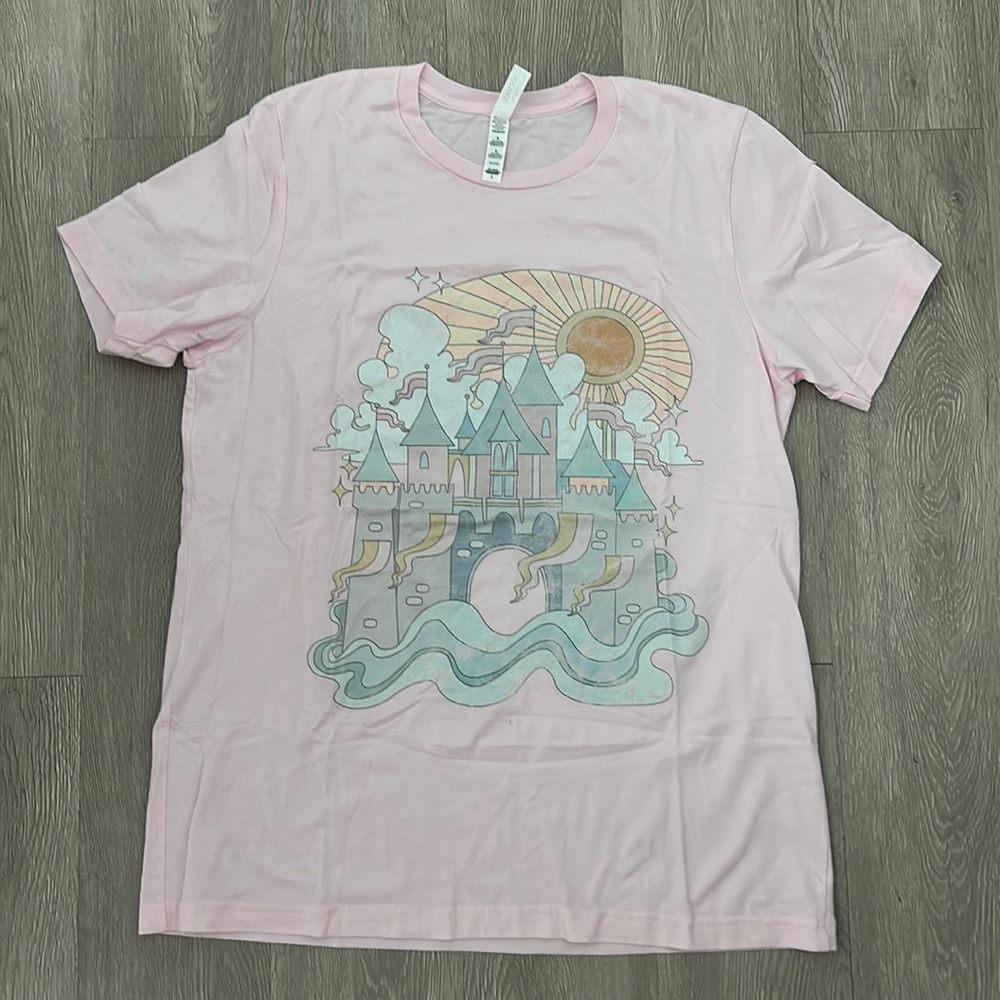 Small shop sleeping beauty castle tee unisex size large on Bella canvas tee